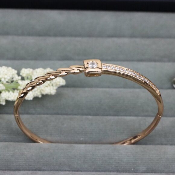 Twist Design Rose Gold Bangle with Crystal Square Accent, XPBL0523 - Picture 12 of 12